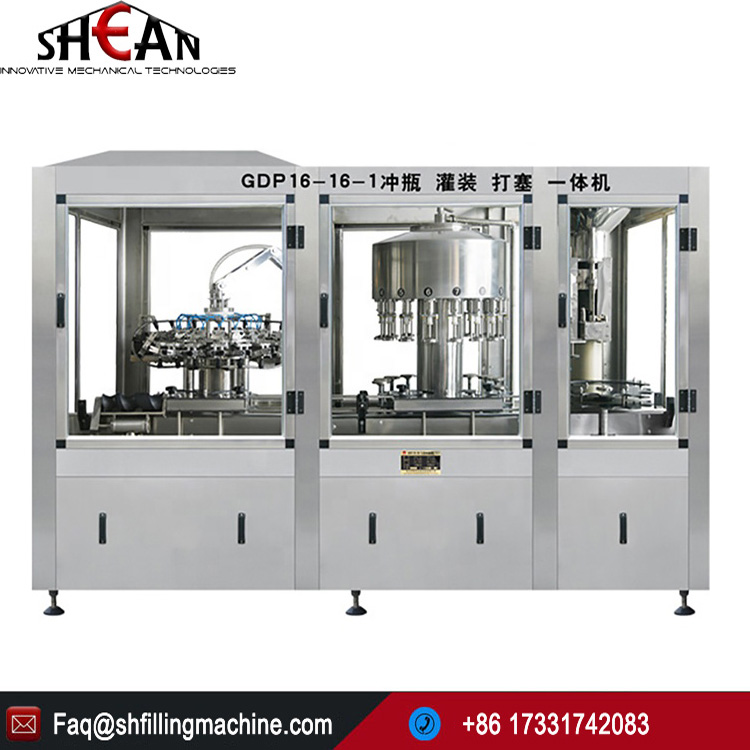 Filling machine juice bottle filling and sealing labeling production line automatic filling and capping and labeling olive oil